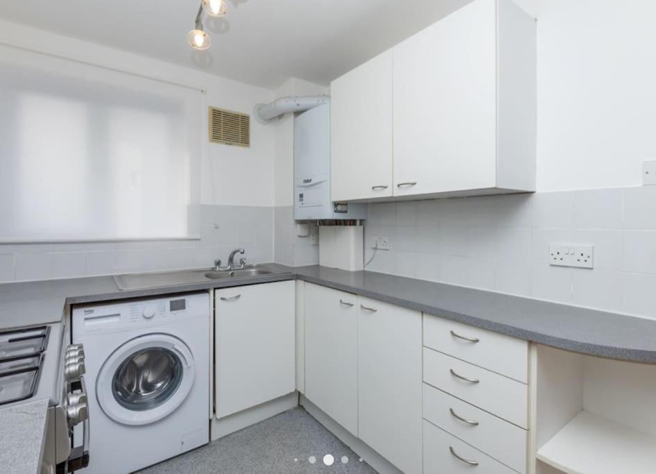 Bright, Nice Interior, Close To The City, 2 Bedroom Apartment London Exterior foto