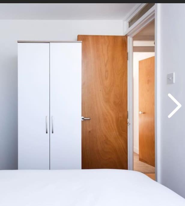 Bright, Nice Interior, Close To The City, 2 Bedroom Apartment London Exterior foto